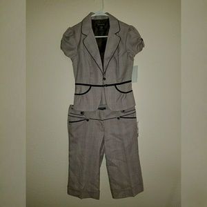 Stooshy Women suit